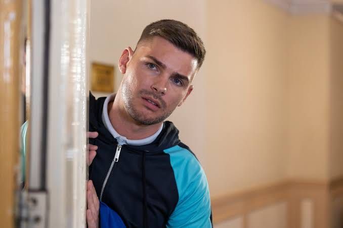 Hollyoaks fuels Ste Hay mystery as Mercedes and Leela missing posters appear
