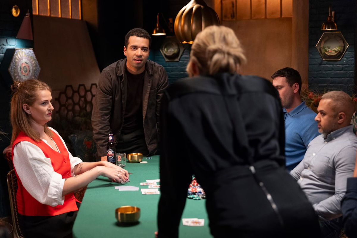 Photo: soaplandtv.ghost.io Coronation Street: Ollie Drawn Into Idris' Risky Poker Scam to Betray Leanne