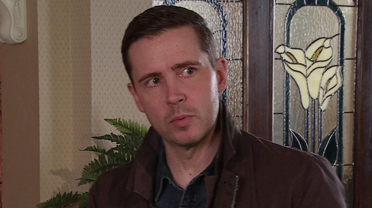 Coronation Street Todd Steps In as Sarah Faces Prison Threat