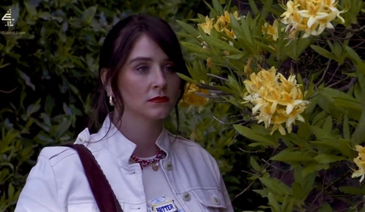 Hollyoaks Abigail watches Dee Dee as grooming story grows