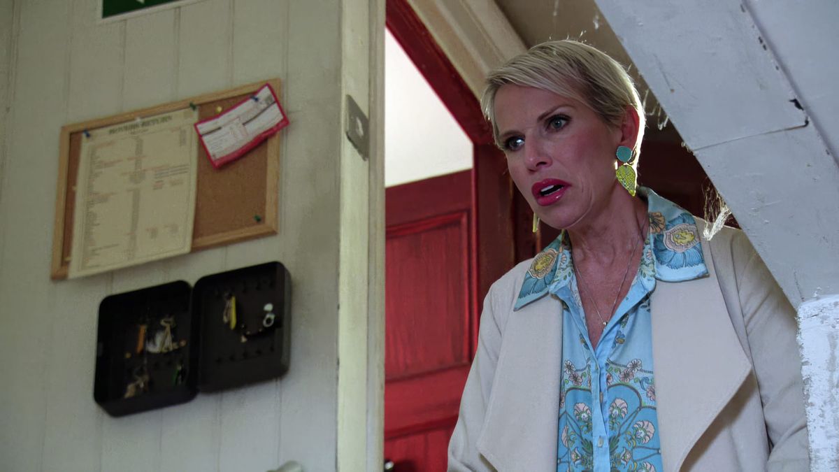 Coronation Street Debbie desperately tries to save Eva before heartbreaking confusion