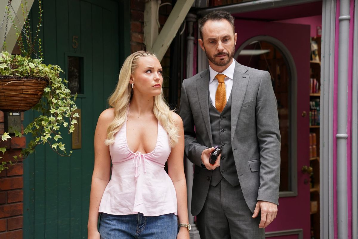 Hollyoaks spoilers week beginning 21 September leave 5 huge questions