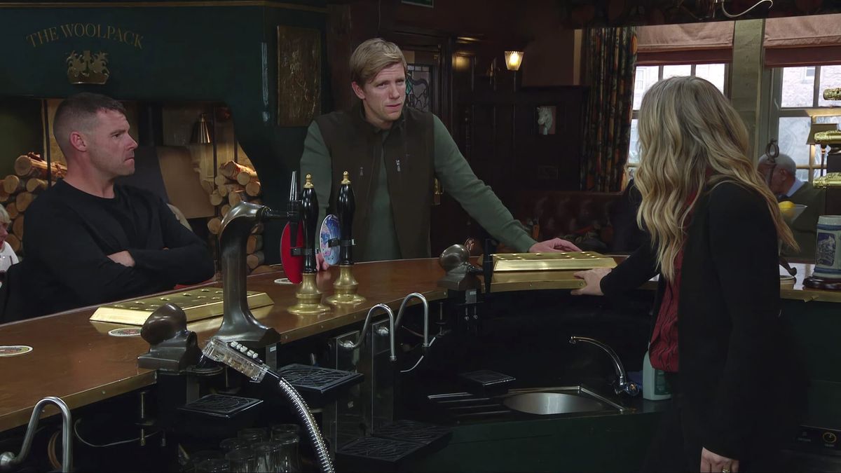 Emmerdale's Robert makes bold move as Charity turns on him and Aaron