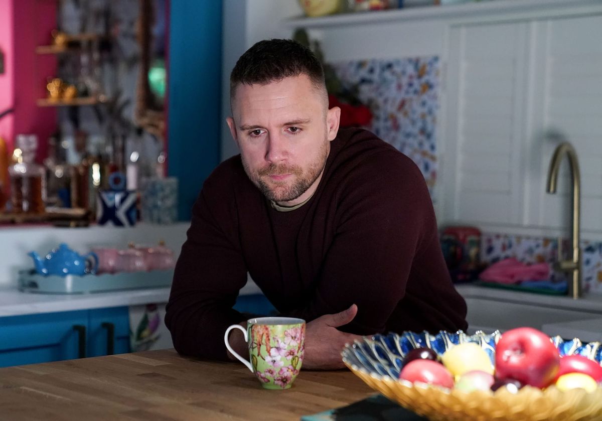 EastEnders spoilers 2 to 5 November put Amy, Lee and Max at centre of difficult week