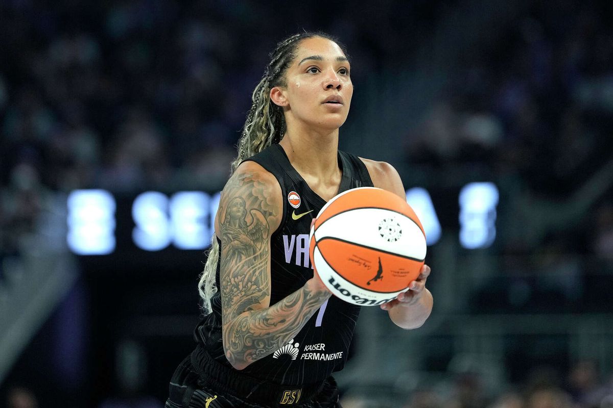 Gabby Williams powers Valkyries into first WNBA semi-final