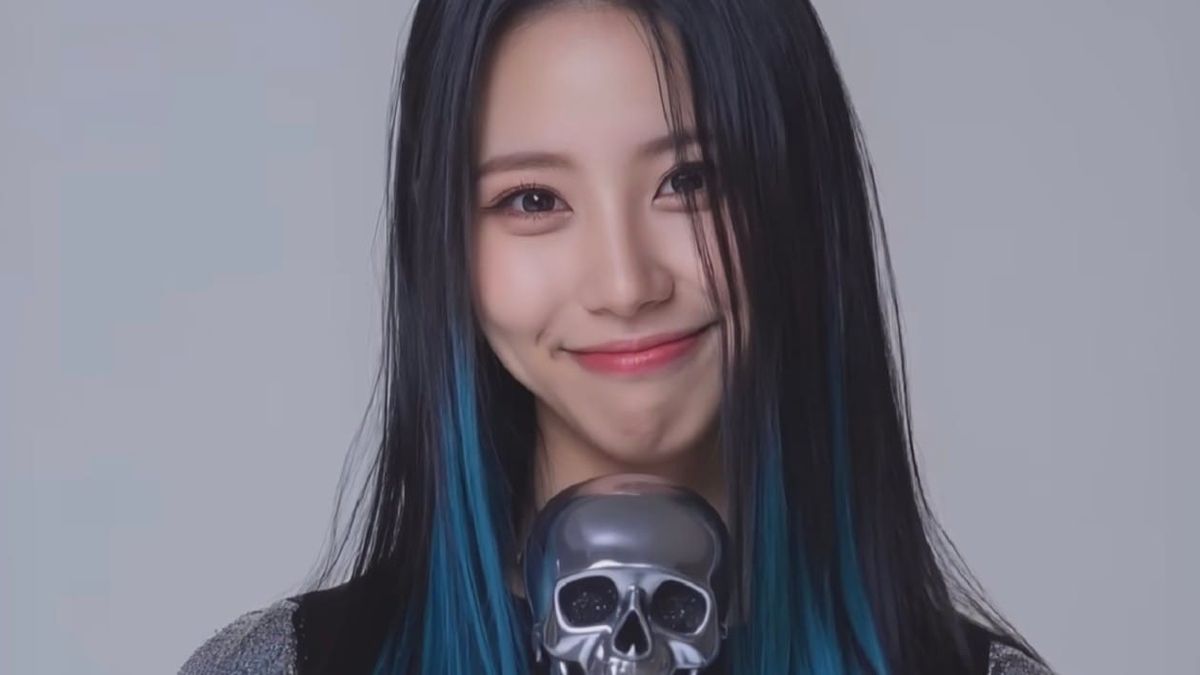 AI pop star Yuri gets official ID card after winning 100,000 fans