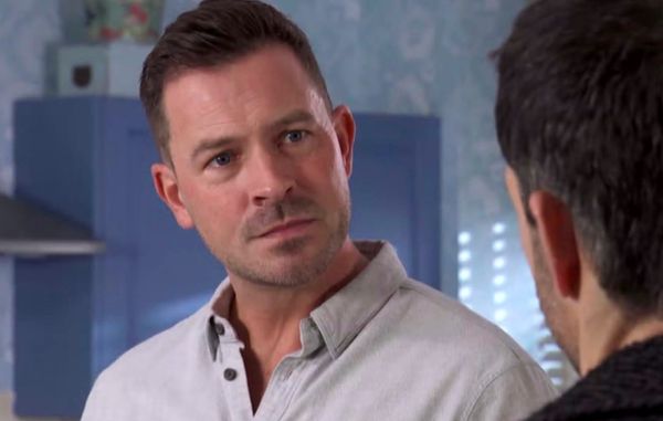 Hollyoaks Darren Osborne Fights To Bring Charlie Home