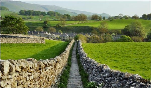 Emmerdale Yorkshire Countryside Locations Keep The Soap Rooted In Rural Drama