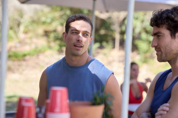 Home and Away: Beau Hammond gives Sonny Baldwin 24 hours to repay secret debt