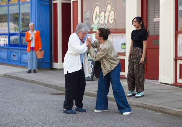 Coronation Street theory: Could Sienna become Debbie’s greatest source of support?