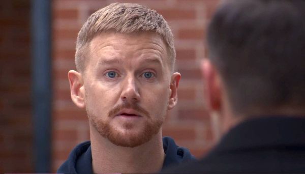 Coronation Street: Gary's biggest secret edges closer to being exposed
