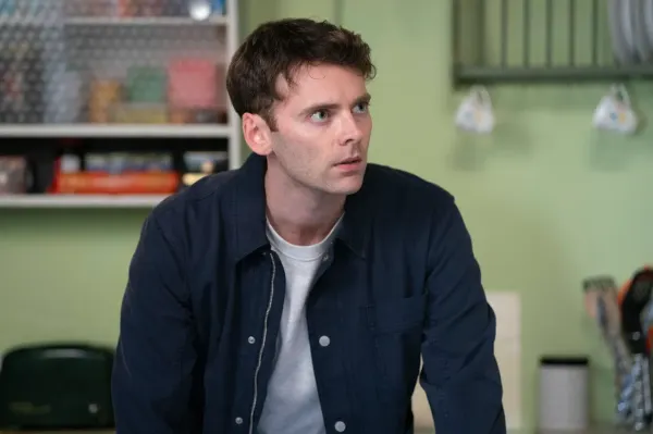 EastEnders' Peter Beale and Mark's feud explodes after Lauren truth uncovered