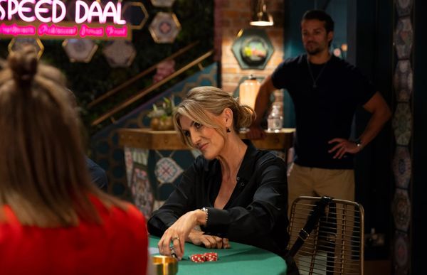 Coronation Street Fiona Puts Idris’ Rigged Poker Plan at Risk