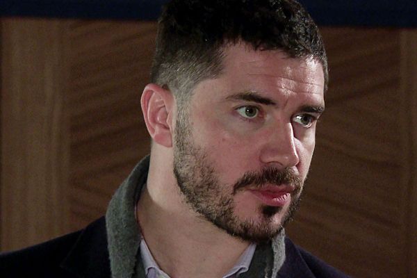 Coronation Street Adam Confronts Kit Over Harry Crisis