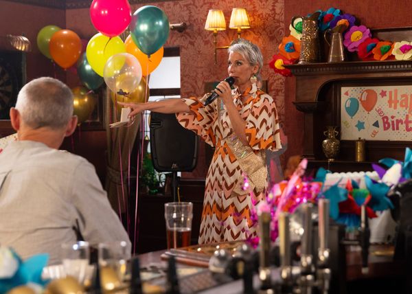 Coronation Street Debbie makes emotional birthday speech to Ronnie