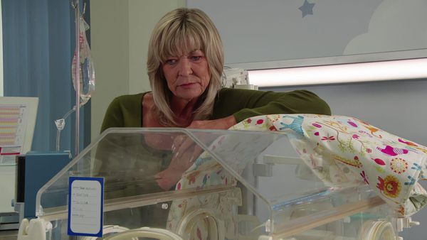 Emmerdale Kim relives painful past after Baby Tate goodbye