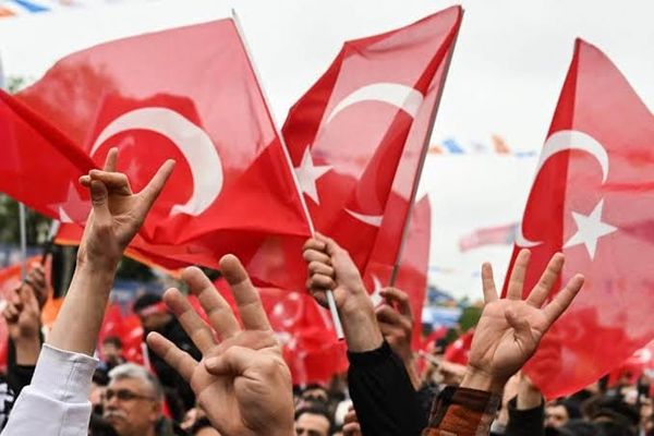 Turkey LGBT Travel Advice After Major Crackdown Sees Dozens Detained