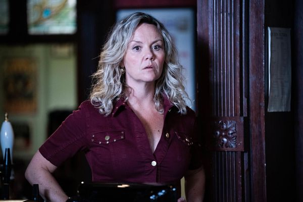EastEnders Janine Returns for Mick’s Funeral as Linda Faces Her Past