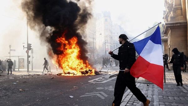 Viral Paris images highlight the dangers of AI-generated misinformation
