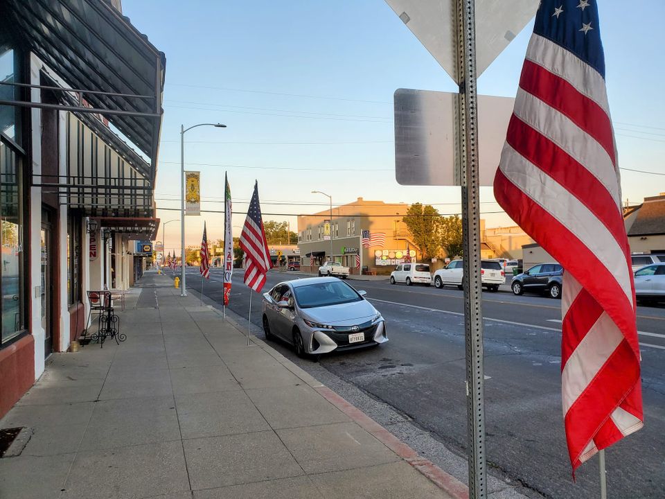 After heated debate, Orland council sets new flag rules to avoid legal risk