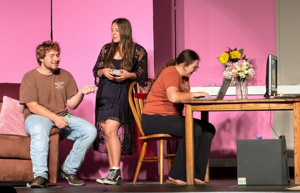 Orland High theater brings dating chaos to the stage this week