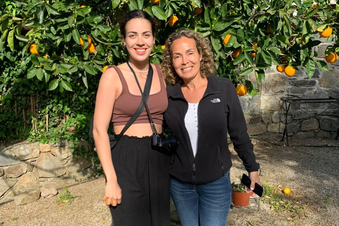 Photo of Alyssa Kopp and her mother Mary Gomes Kopp