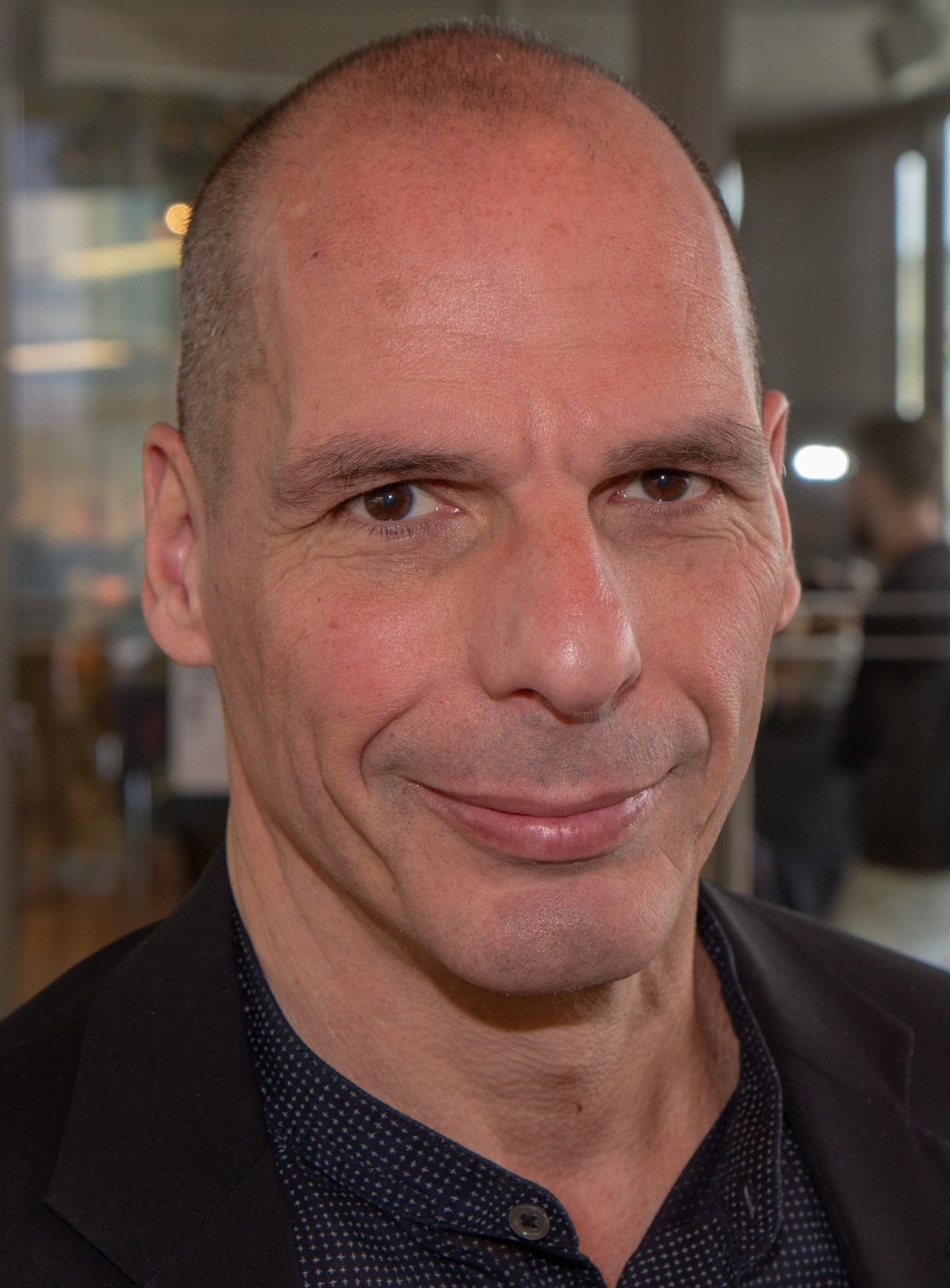https://storage.ghost.io/c/83/c1/83c1a5cb-44ae-4c46-a80e-26053b5a966a/content/images/2026/06/Yanis_Varoufakis_by_Olaf_Kosinsky-0658.jpg