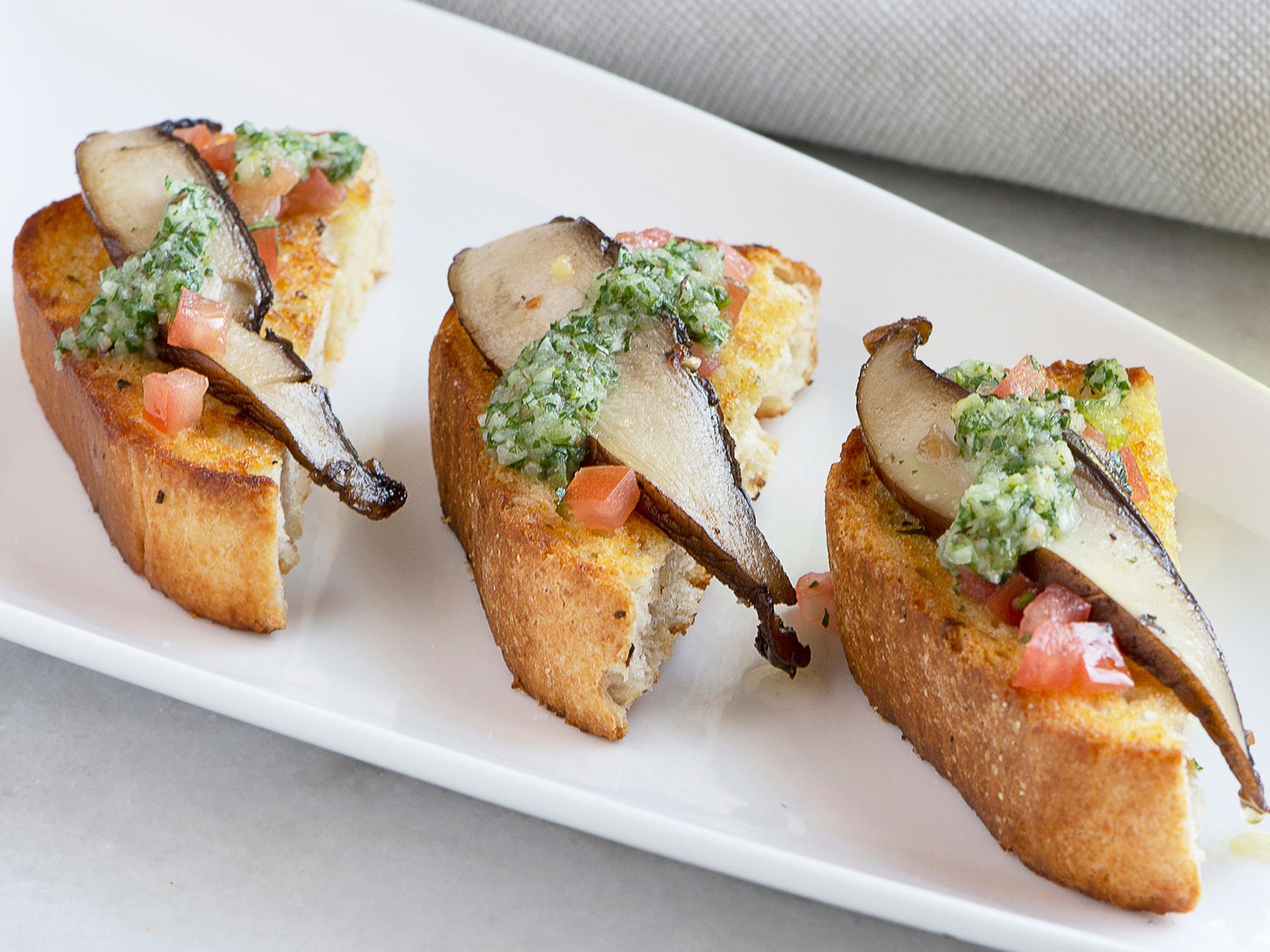 Portobello & Pesto Canape