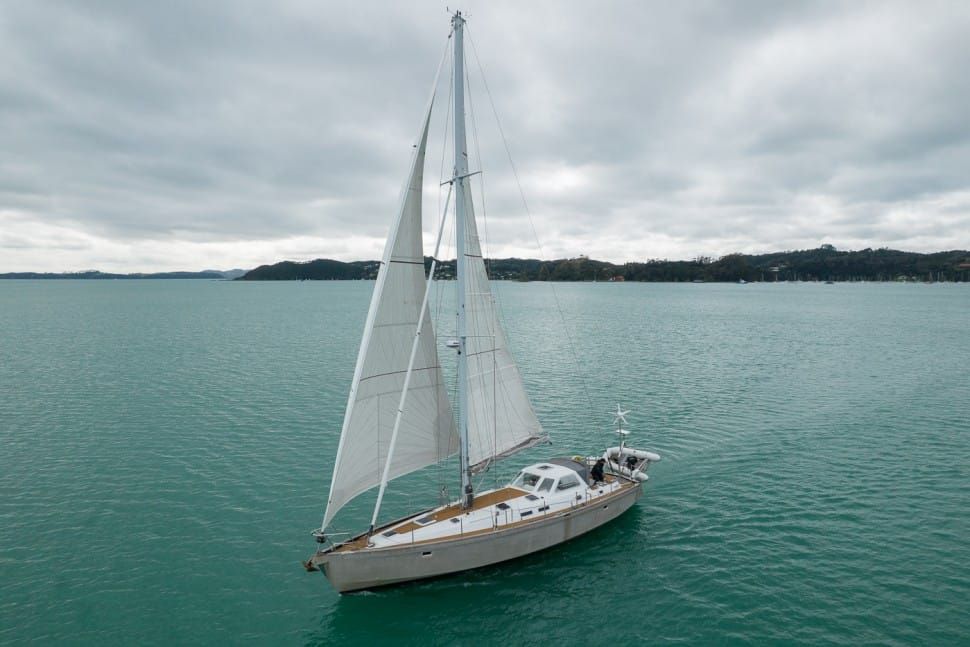 Buying an Expedition Sailboat