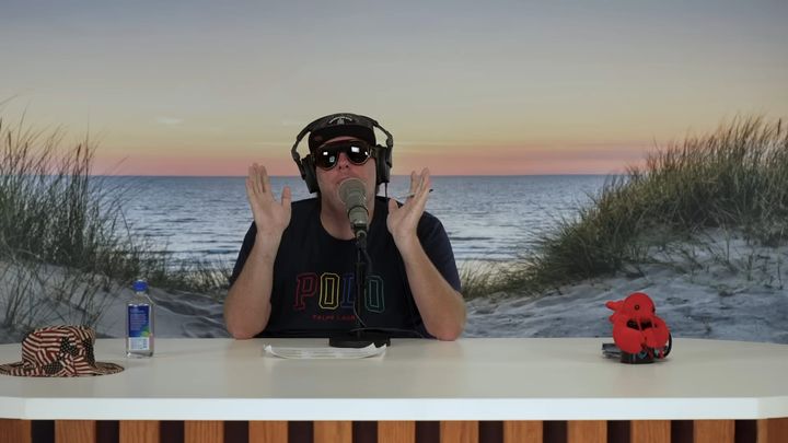 Tim Dillon, Sociopath, on Riyadh Comedy Festival: "So what they have slaves?"