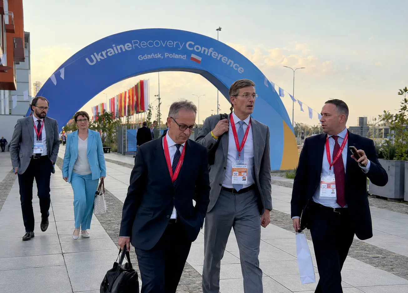 EBRD Ukraine chief: Wartime 'learning curve' cuts average risk cover to 15%, making reconstruction more bankable
