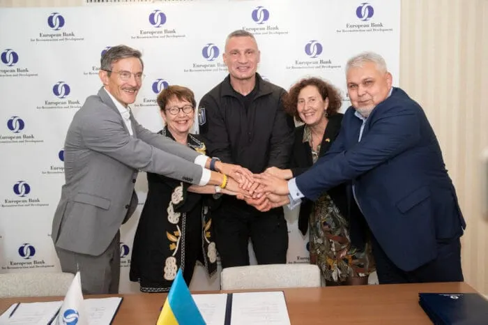 EBRD lends Kyiv €150 million for new metro cars