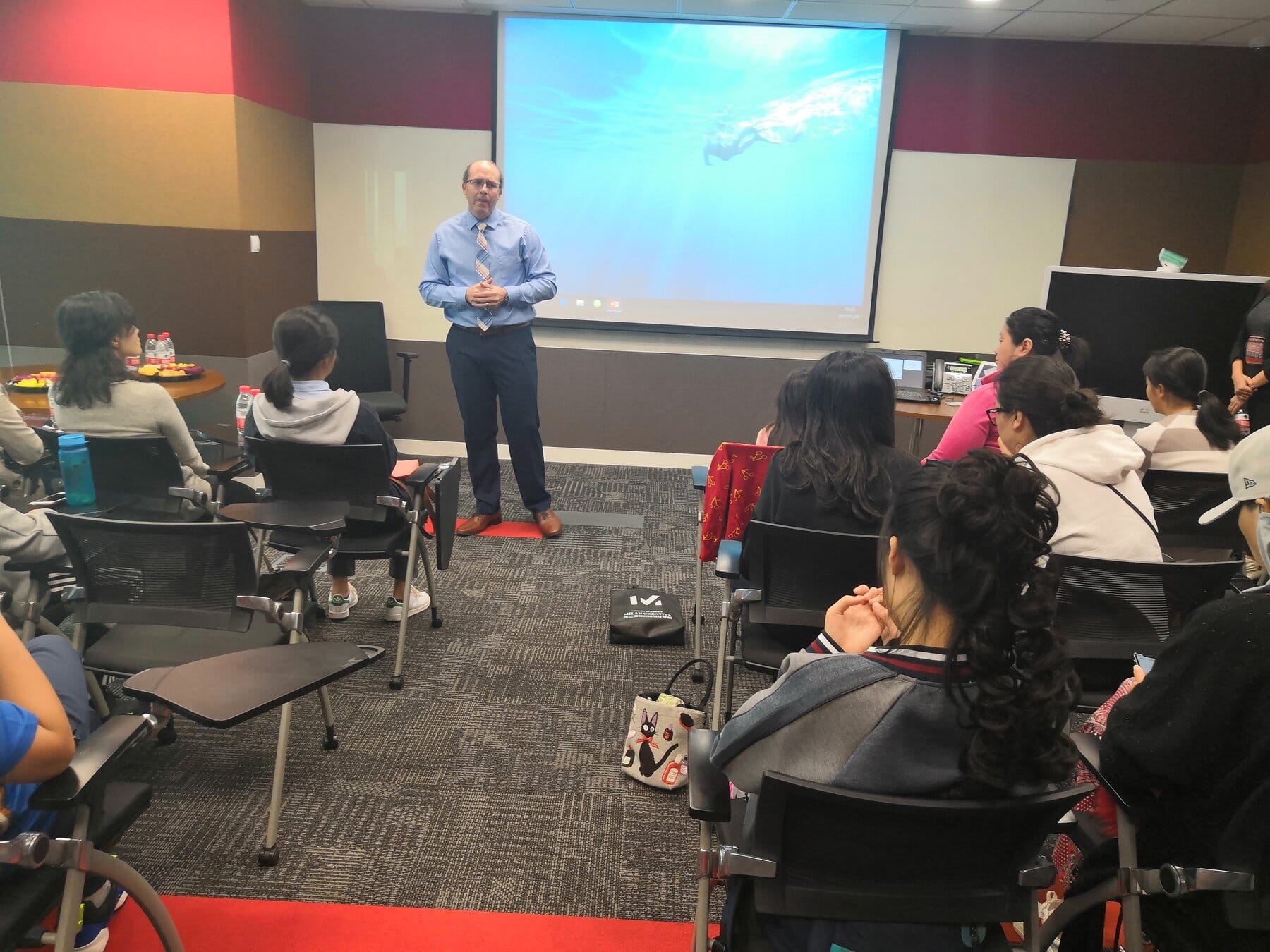 David presenting to a training session