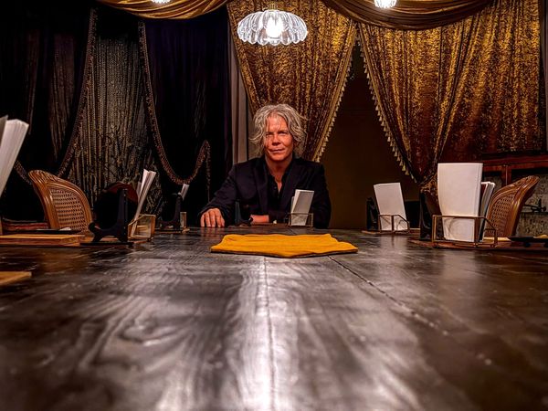 The Séance Now Near You
