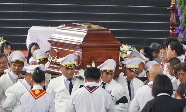 Tiễn biệt Đức Hồng Y Gioan Baotixita - Phạm Minh Mẫn
