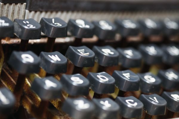 [123] 不只是免費的線上英打練習—Typing.io