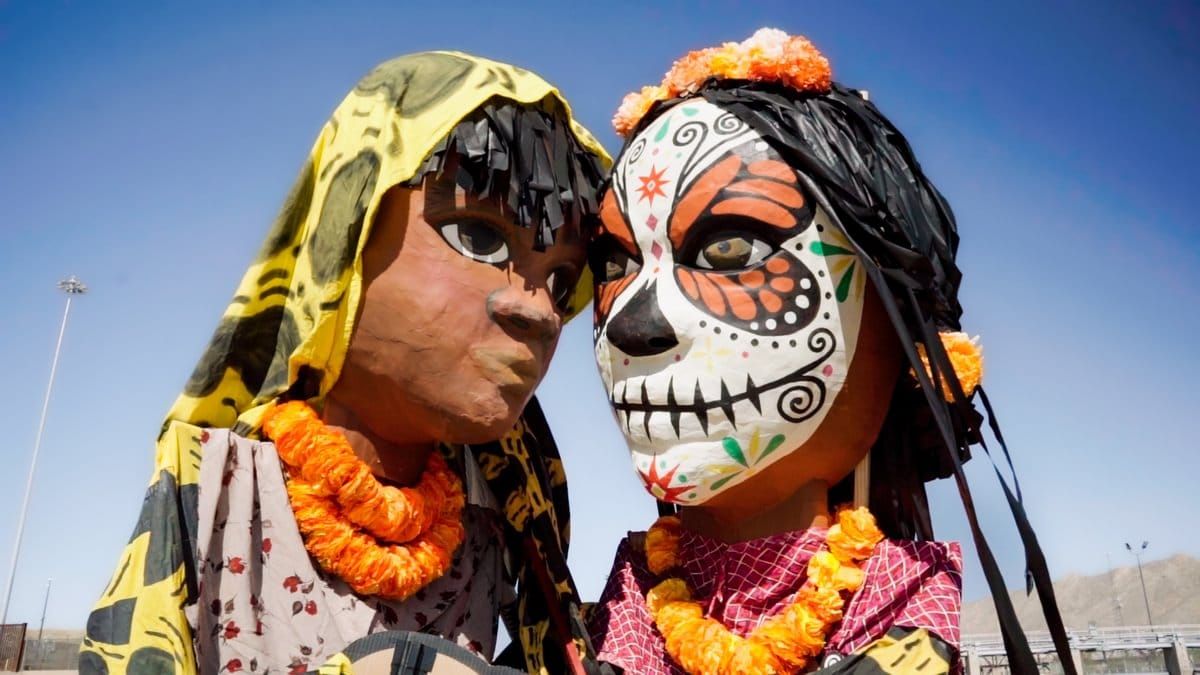 The Puppeteer Against Border Militarization