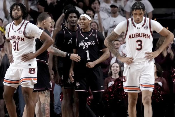 Auburn Stumbles in College Station: No. 1 Tigers Underwhelming in 83-72 Loss