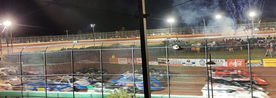 Sin City Showdown: #FantasyDirt Primer for XR Super Series Duel in the Desert from the XR Dirt Track at Las Vegas Motor Speedway