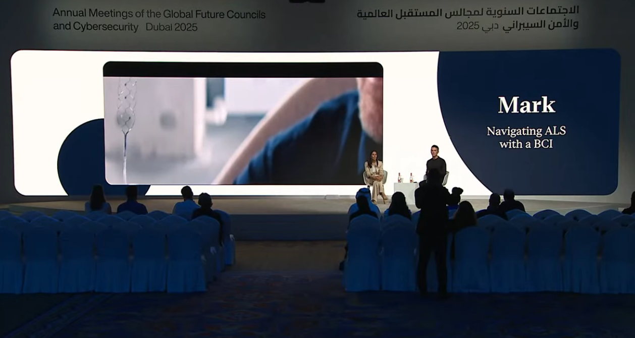 Een ethicus versus een neurotechnologie CEO op het world-economic forum