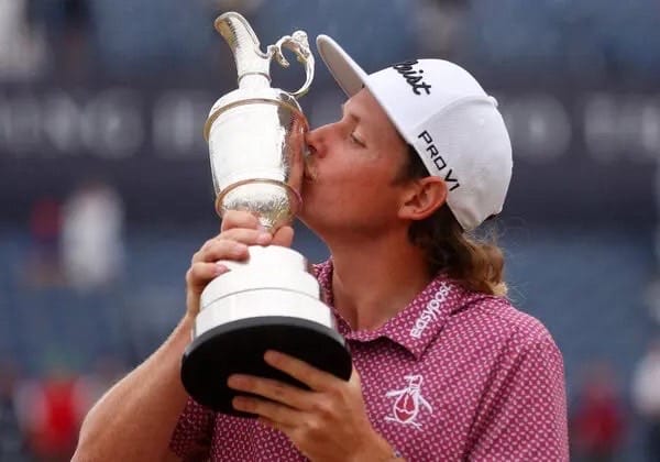 Australian golfers make bold career moves to controversial comp