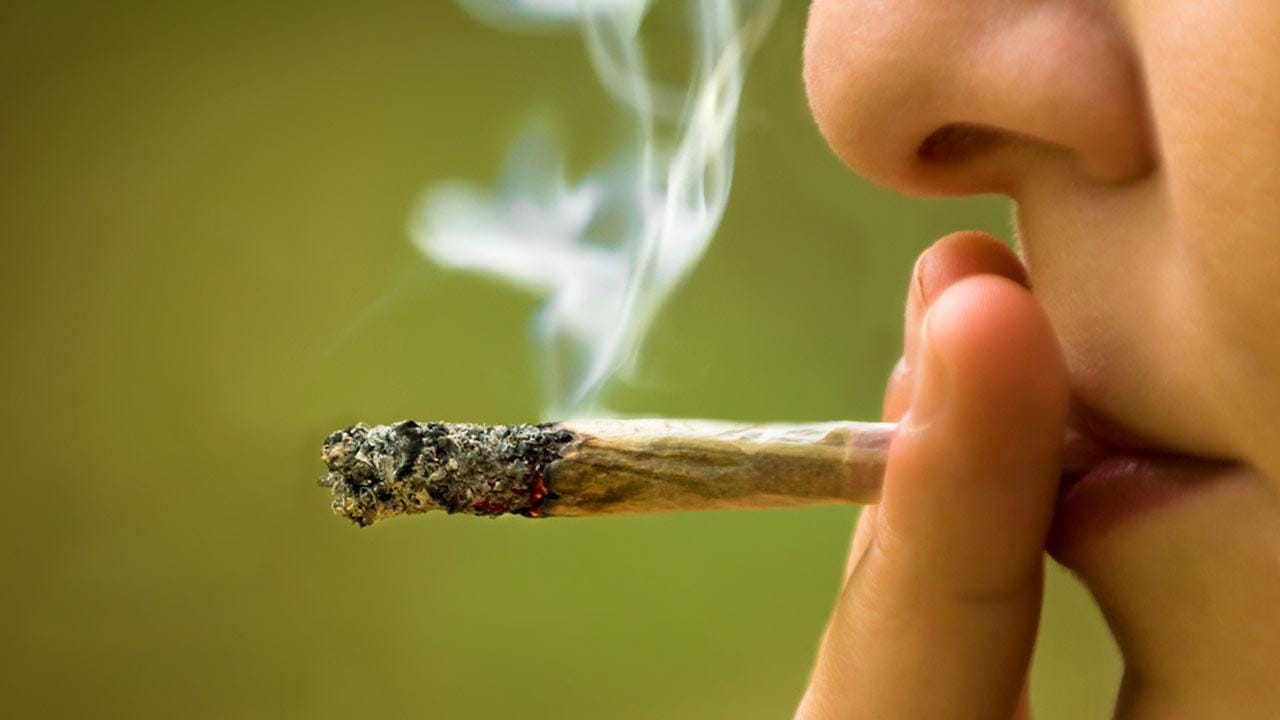 Smoking cannabis just once may change the teen brain