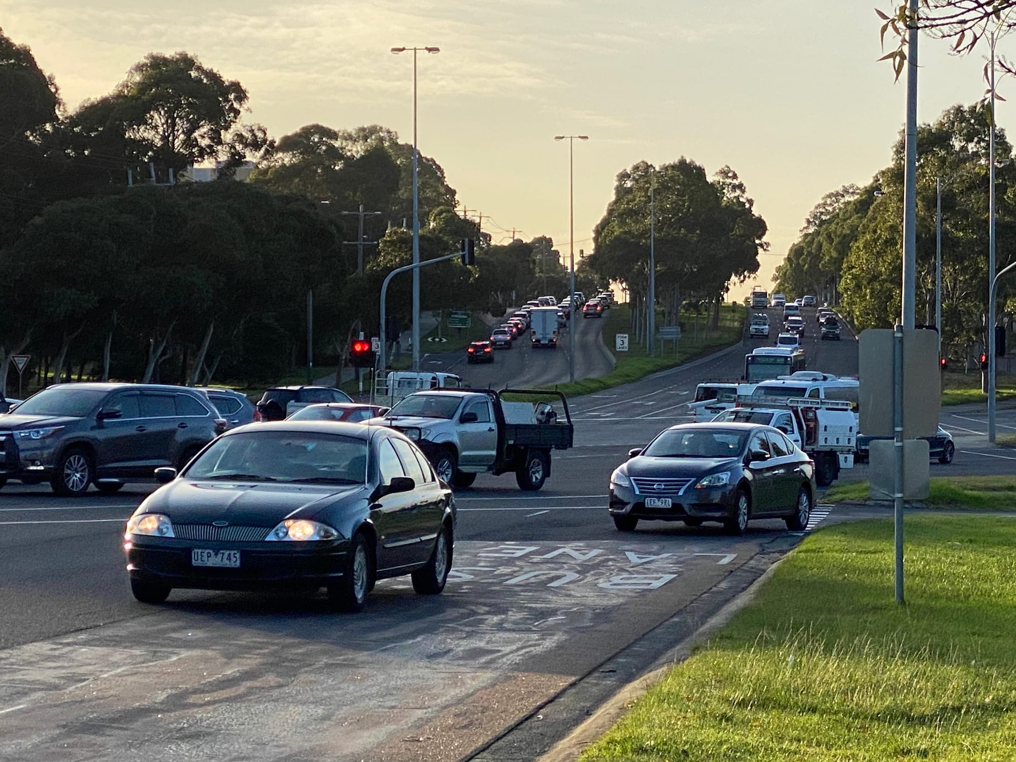 PICTURES: Increasing traffic indicates Victorians are not staying home