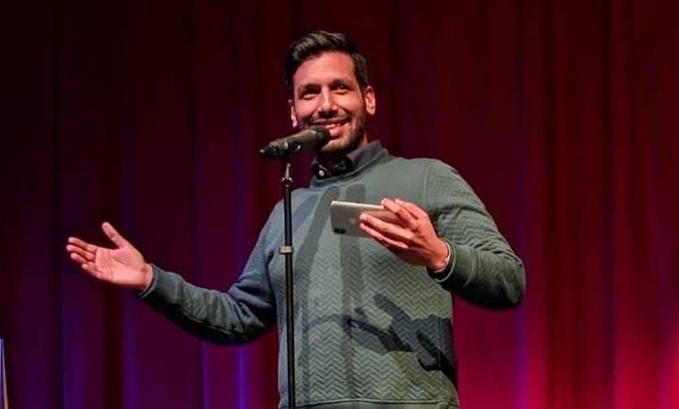 Catch Teetar for a special stand-up experience post image
