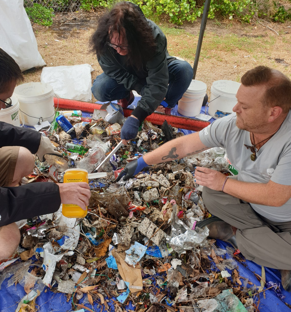 Bottles and cans clog creek: Plea for container deposit scheme post image