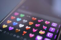 Catching feels and situationships: how do young people see the modern dating scene? post image