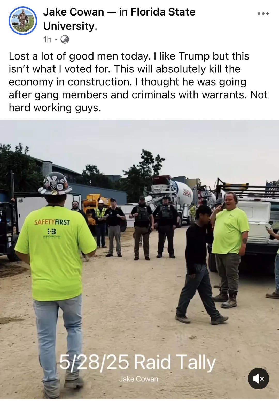 Tweet with a picture of an immigration raid on a construction worksite; text in article