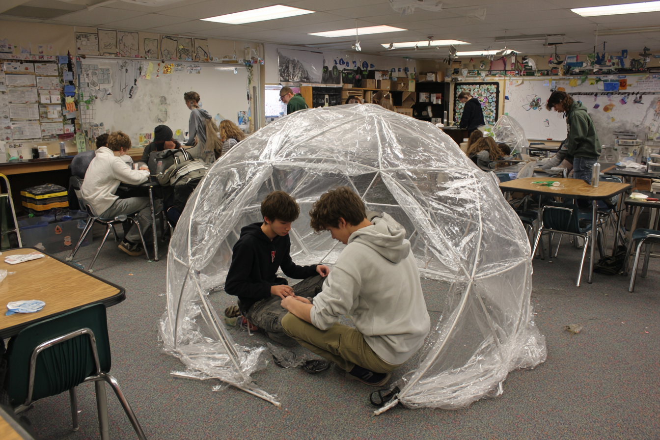 Lesson Plan (Grades 6–8): Mini Mars Habitat Design – Monitoring and Optimizing Life-Support Conditions