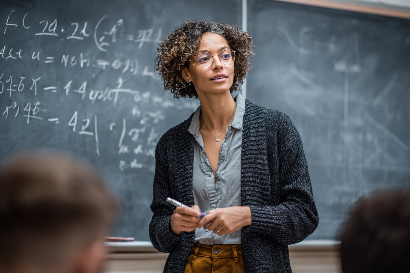 Lesson Plan (Grades K-2): Learning Shapes and Geometry with Tangrams