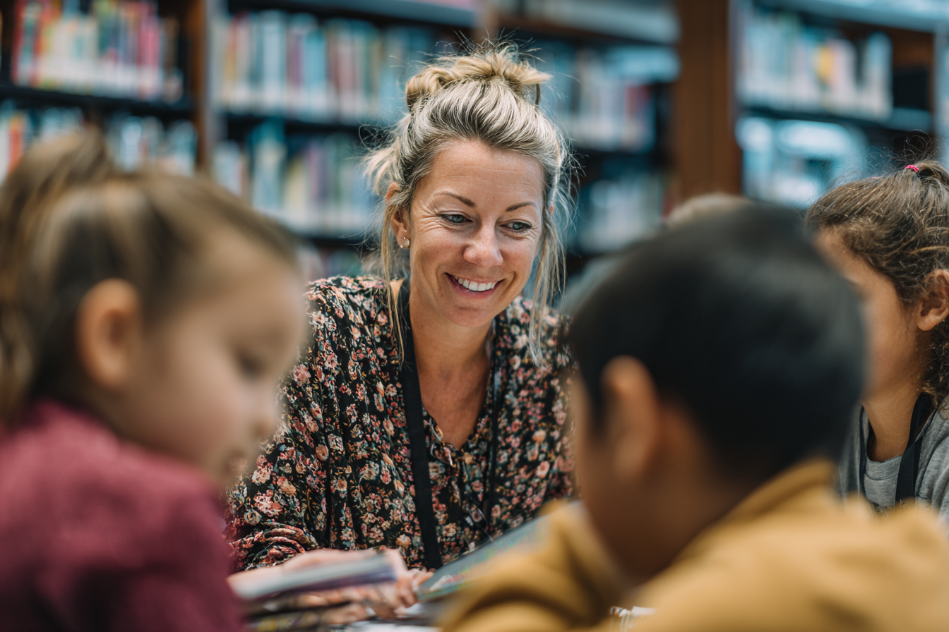 Unit Plan 17 (Grade 2 Library): Learning from More Than One Source